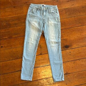 No Boundaries Women's Light Blue Skinny Jeans